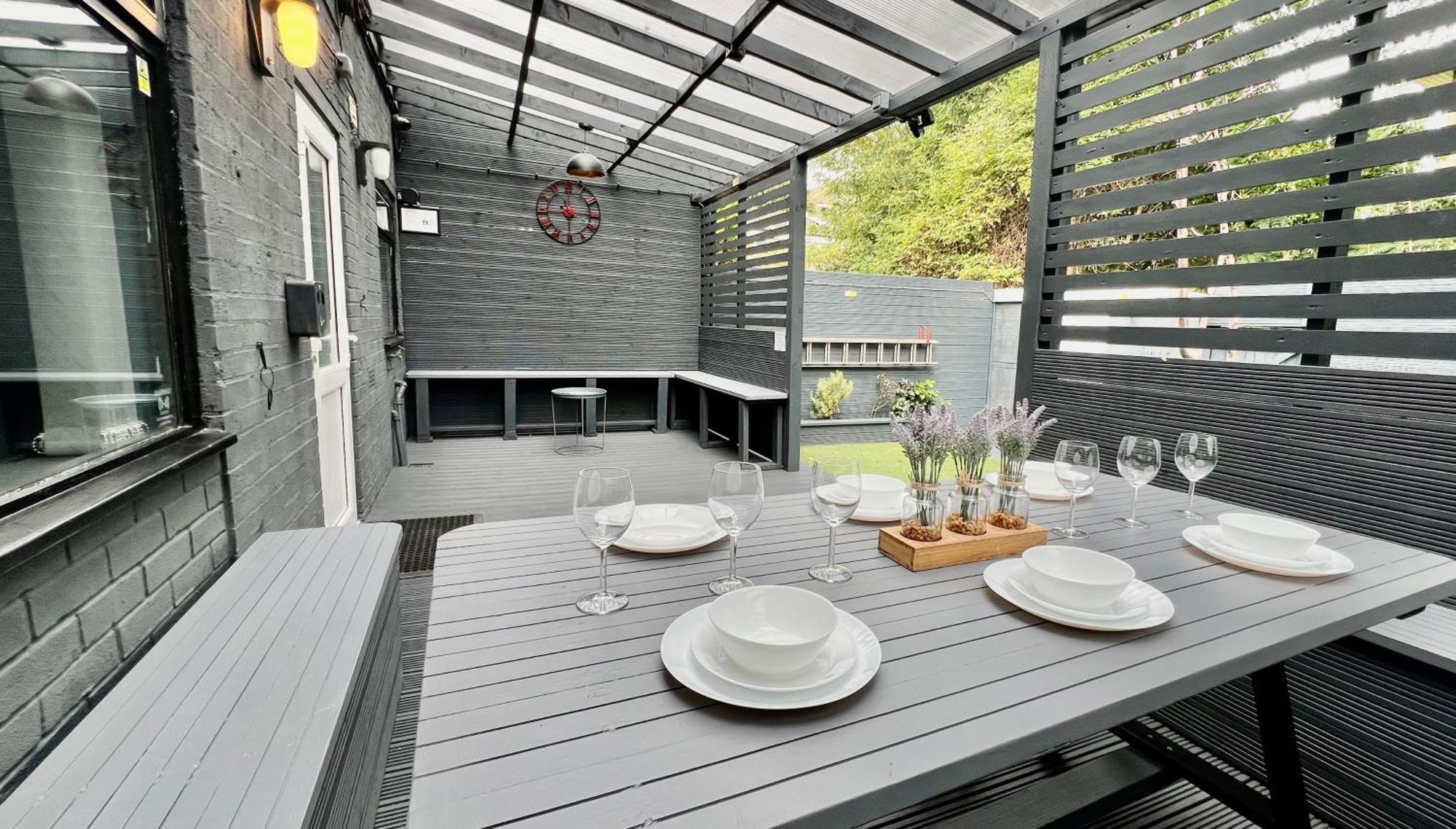 Modern Suites -5 Bedroom House- With Free Parking Birmingham City Exterior foto